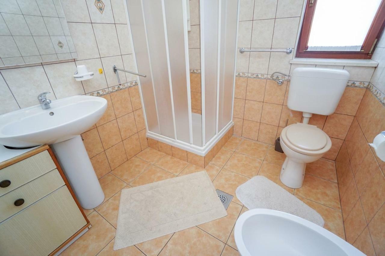 Apartment Sandra Umag Eksteriør billede